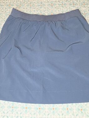 *NWOT* Classic Steel Blue Pull-On Skort with Pockets